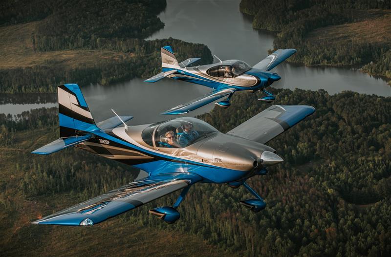 RV-7A and RV-10 Formation Flight